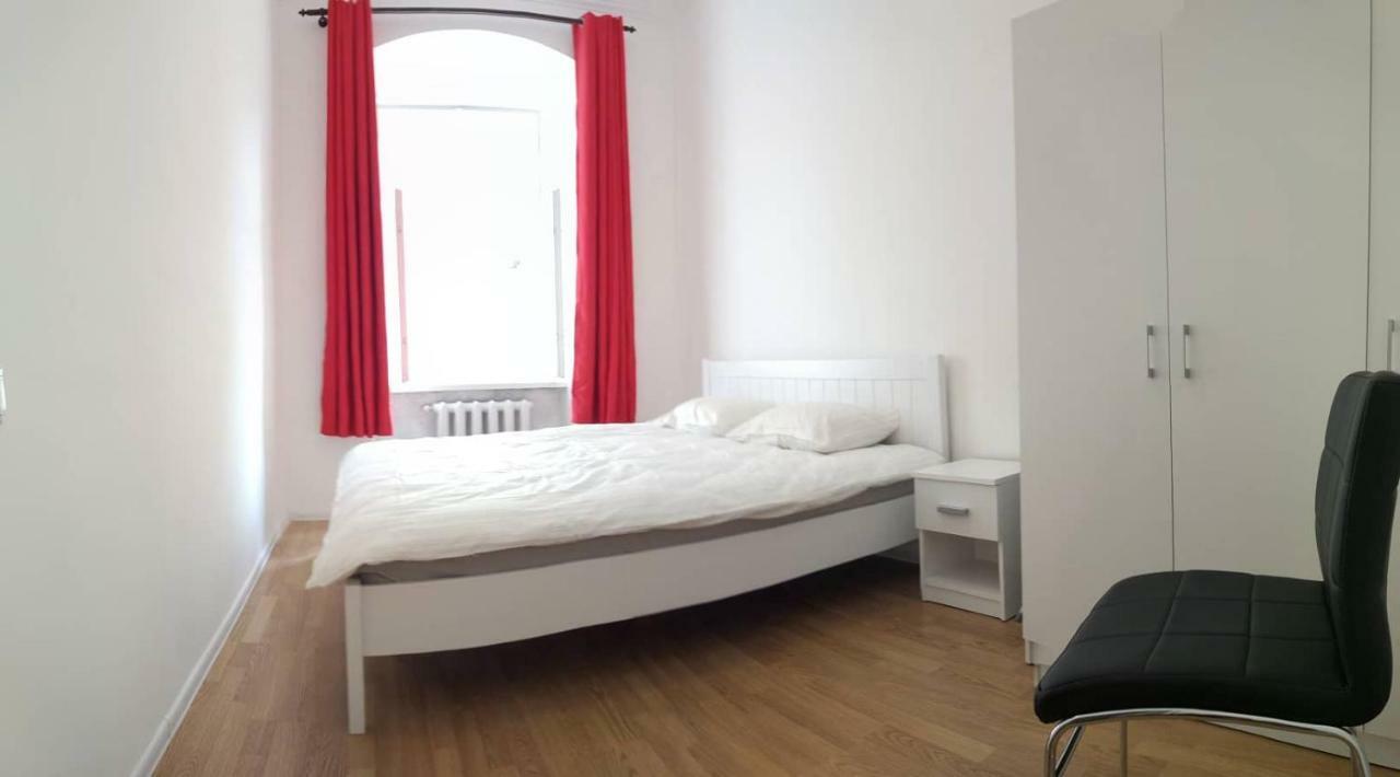 Modern Apartment In Lviv Historic Centre Luaran gambar