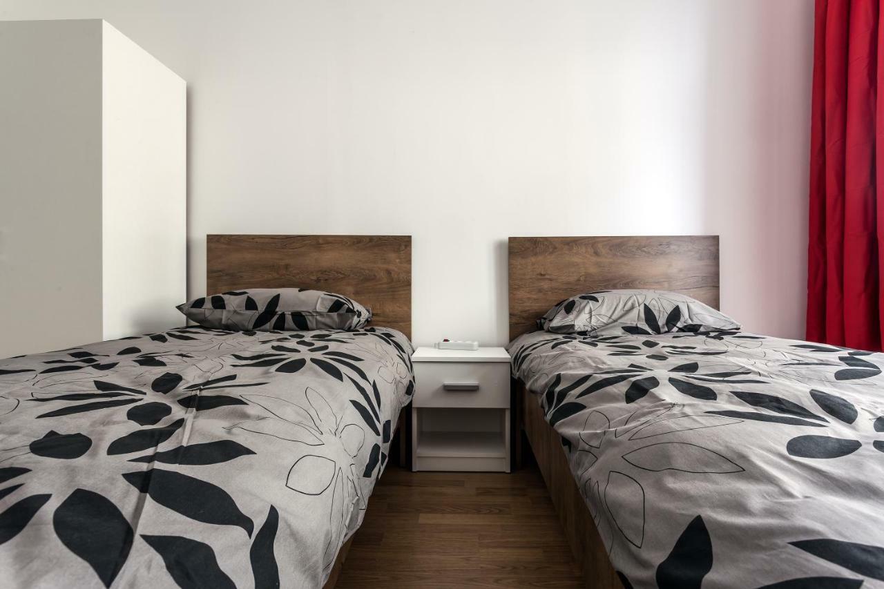 Modern Apartment In Lviv Historic Centre Luaran gambar